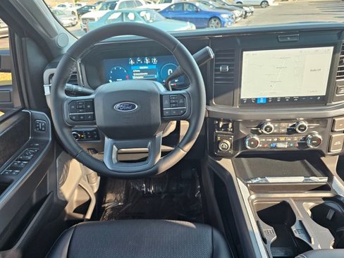 Used 2025 Ford F250 Lariat w/ Tremor Off-Road Package image 35