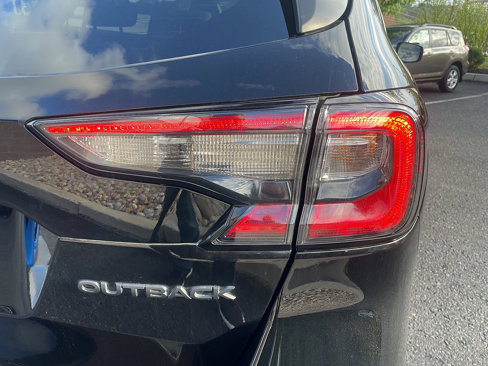 Used 2024 Subaru Outback Premium image 29