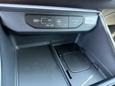 New 2026 Kia Carnival SX Prestige image 10