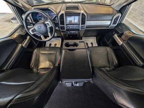 Used 2019 Ford F250 Lariat image 16