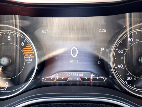 Used 2019 Jeep Cherokee Limited image 20