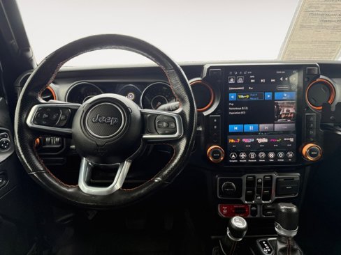Used 2021 Jeep Gladiator Mojave image 2