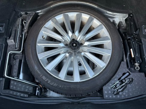 Used 2015 Lexus LS 460 L image 17