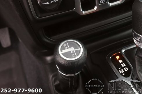 Used 2025 Jeep Gladiator Sport image 19