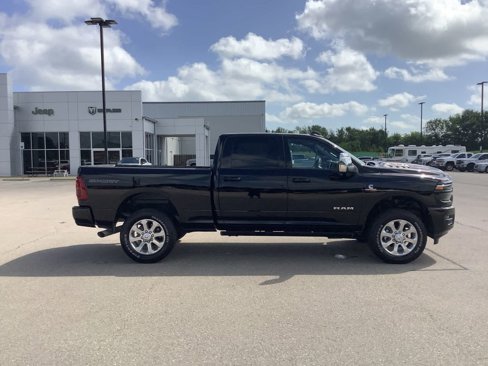 New 2025 RAM 3500 Laramie image 8