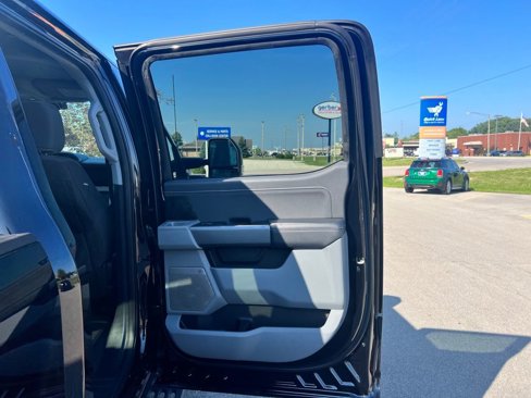 New 2025 Ford F350 XLT w/ Black Appearance Package image 35