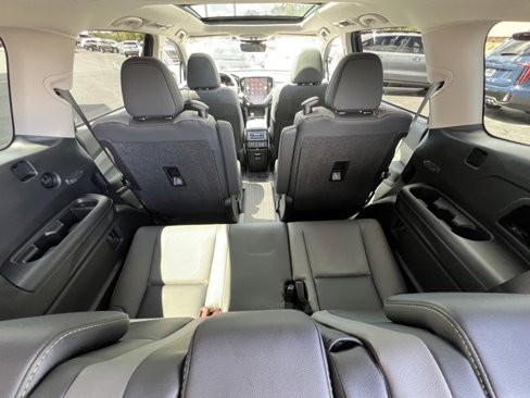 Used 2025 Subaru Ascent Onyx Edition w/ Onyx Package image 11