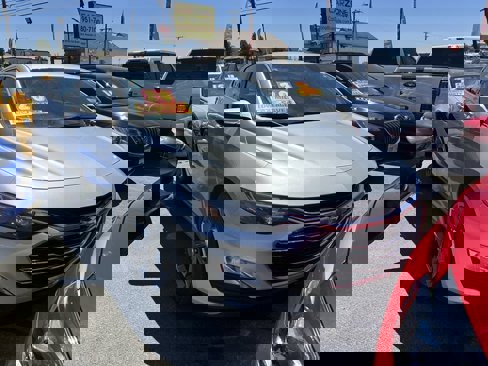 Used 2020 Chevrolet Malibu LT image 11