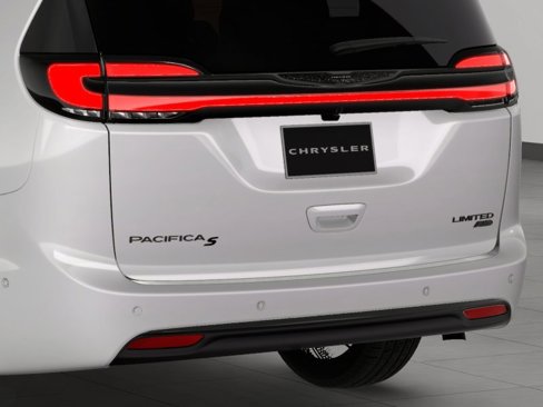 New 2026 Chrysler Pacifica Limited w/ S Appearance Package image 16