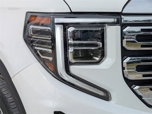 Used 2023 GMC Sierra 1500 Denali w/ Denali Reserve Package image 9