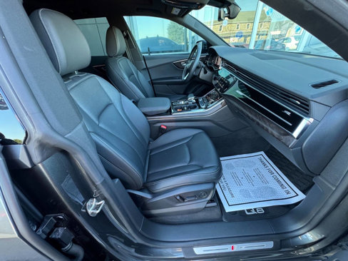 Used 2021 Audi Q8 Premium Plus w/ Premium Plus Package image 16