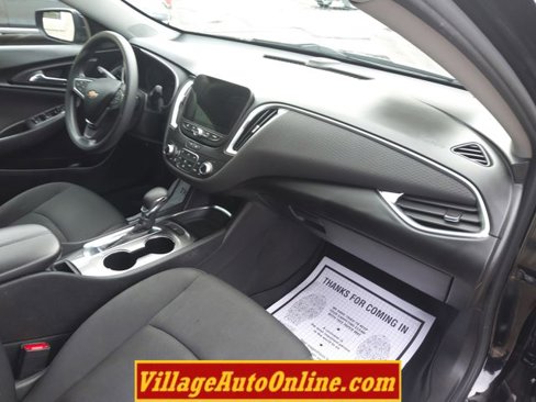 Used 2021 Chevrolet Malibu LT image 26