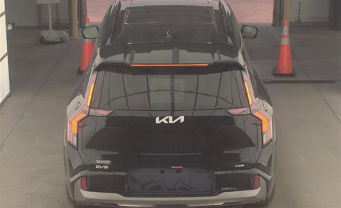 Used 2024 Kia EV9 GT-Line image 5