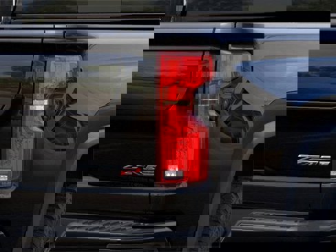 New 2025 Chevrolet Silverado 2500 ZR2 w/ Technology Package image 11