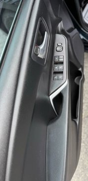 Used 2015 Toyota Camry LE image 30