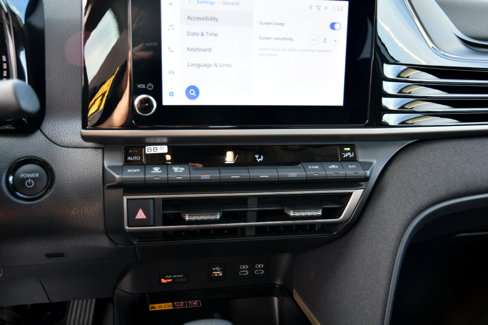 Used 2025 Toyota Camry LE image 21