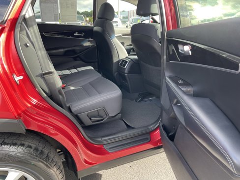 Used 2018 Kia Sorento LX image 27