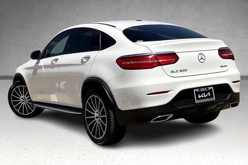 Used 2019 Mercedes-Benz GLC 300 4MATIC Coupe image 4