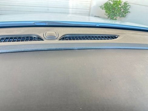 Used 2025 Buick Envista Sport Touring image 18