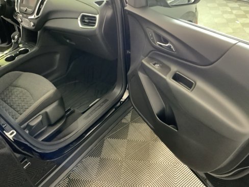 Used 2024 Chevrolet Equinox LT w/ LPO, Floor Liner Package image 36