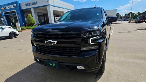 Certified 2021 Chevrolet Silverado 1500 RST image 3