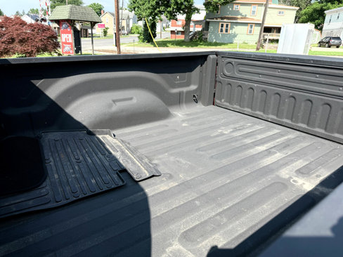 Used 2018 RAM 2500 Big Horn w/ Sport Appearance Group image 14