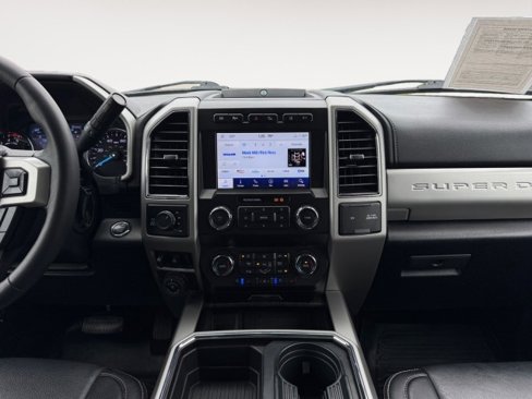 Used 2021 Ford F250 Lariat image 12
