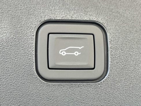 New 2026 Cadillac Vistiq Sport image 12