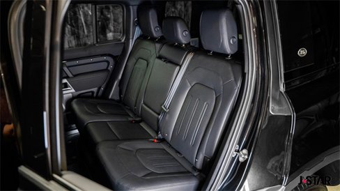 Used 2022 Land Rover Defender 110 S image 13