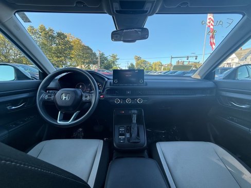 Used 2024 Honda CR-V LX image 15