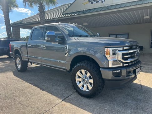 Used 2022 Ford F250 Platinum image 2