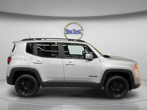 Used 2019 Jeep Renegade Altitude w/ Quick Order Package 2XM image 8