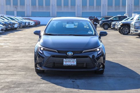 New 2025 Toyota Corolla LE image 2