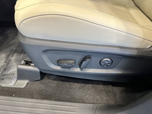 New 2025 INFINITI QX60 Luxe w/ Vision Package image 12