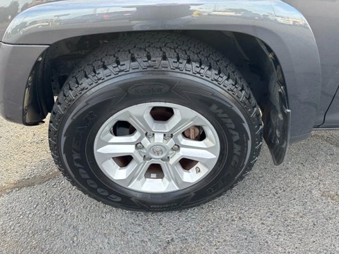 Used 2017 Toyota 4Runner Limited image 20