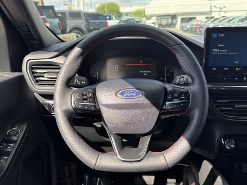 Used 2025 Ford Escape ST-Line w/ Tech Pack #1 image 17