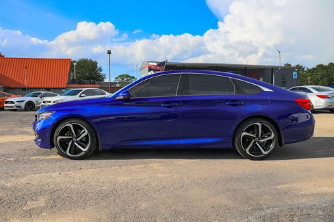 Used 2018 Honda Accord Sport image 5
