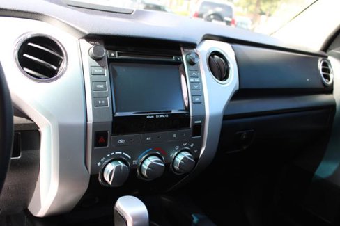Used 2017 Toyota Tundra SR image 21