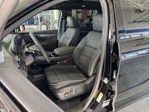 New 2026 Buick Enclave Sport Touring w/ Power Package image 27