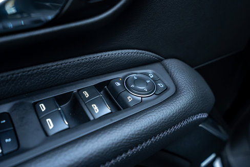 Used 2023 GMC Yukon XL Denali image 17