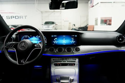 Used 2023 Mercedes-Benz E 450 4MATIC All-Terrain Wagon w/ Premium Package image 11