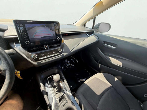 Used 2021 Toyota Corolla LE image 20