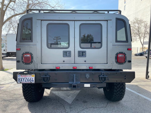 Used 2003 HUMMER H1 4-Door Wagon image 9