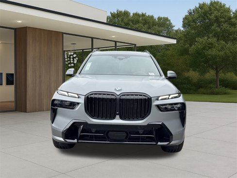 New 2026 BMW X7 xDrive40i w/ Executive Package image 3