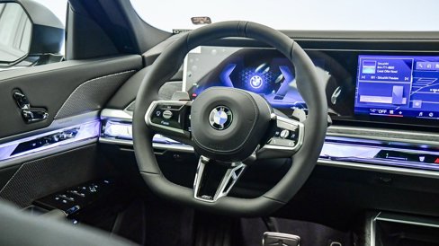 New 2026 BMW 740i w/ Premium Package image 13