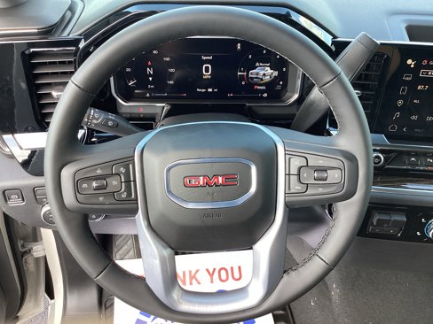 New 2026 GMC Sierra 1500 SLE w/ Preferred Package image 15