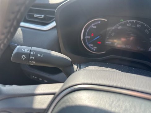 Used 2024 Toyota RAV4 XSE image 40