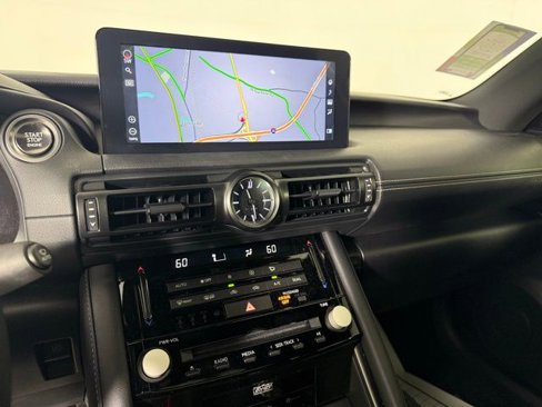 Used 2025 Lexus IS 500 image 22