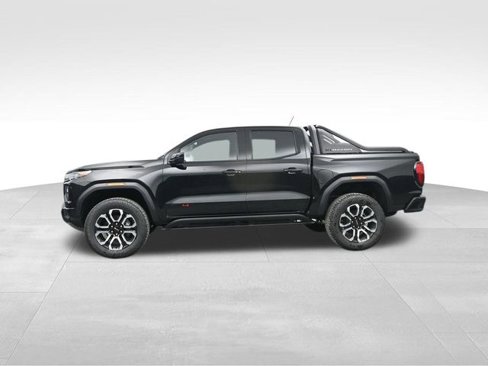 New 2025 GMC Canyon AT4 w/ Nightfall Edition image 4