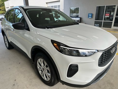 New 2026 Ford Escape Active image 8